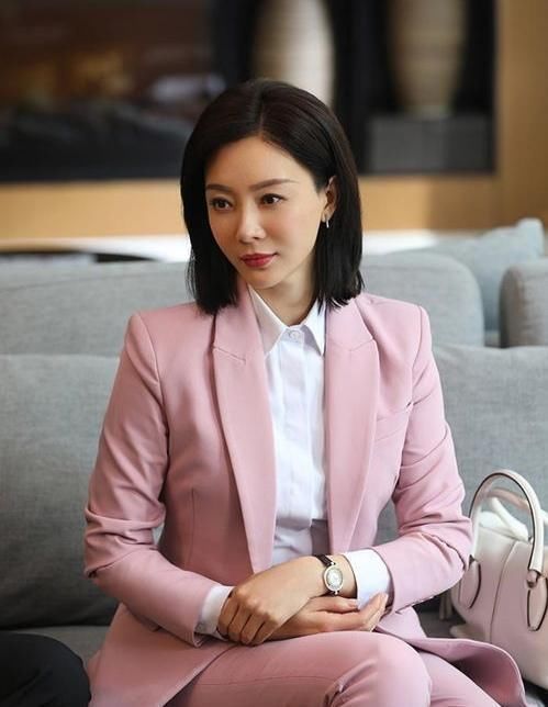 脸上有这3个特征,你就是典型的“抗老脸”,年纪越大越耐看