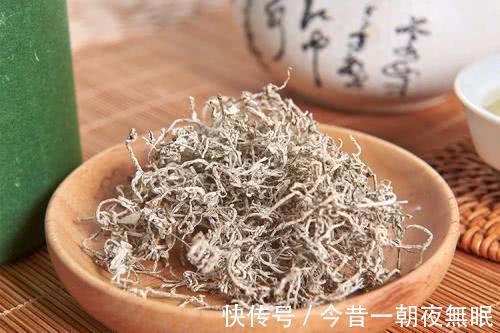 子宫|女人想远离子宫疾病,每天喝水时加点它,月经正常,手脚也不冰凉