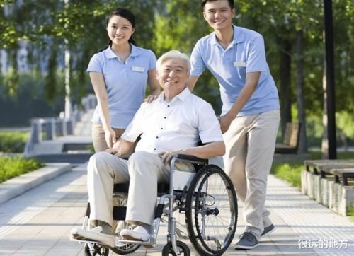 孝心|步入老年,妈妈多投奔儿女,为何很多父亲却没地方去?