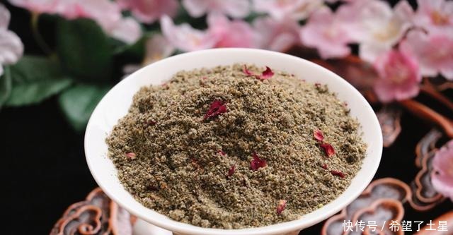 红糖|怕热多吃它,不磨豆浆不泡醋,每天吃2勺好处多,夏天别忘了吃!