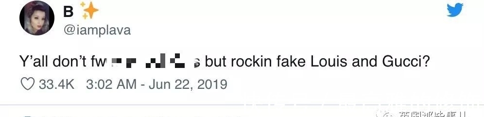 礼物$送不出手?男生买几百美元的包给女友当礼物,却被网友骂惨了