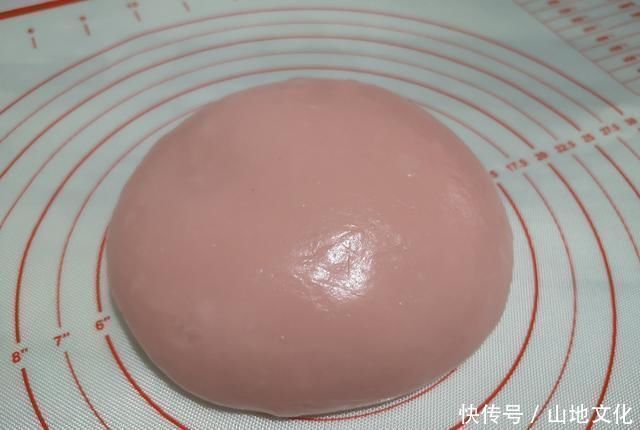 雪媚娘皮|夏天最受欢迎的甜品,软糯香甜,1小时卖出200个,在家也能做