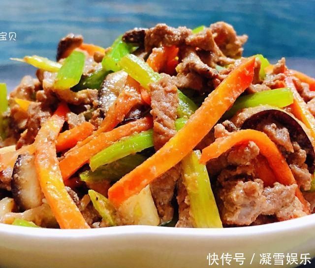 时蔬炒牛肉,营养丰富,味道鲜美,家人都喜欢