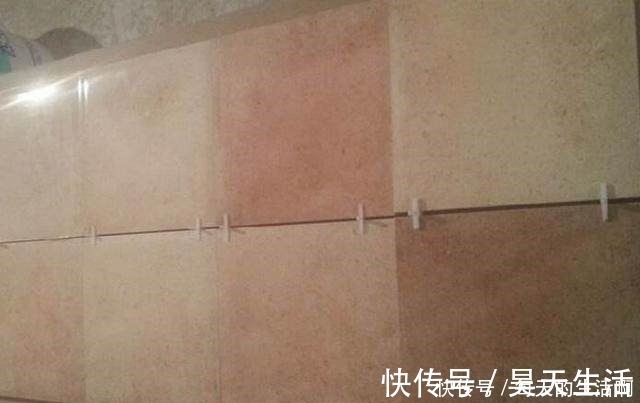 工具|装修万万别让工人徒手贴瓷砖,现在流行用这种工具,太聪明了!