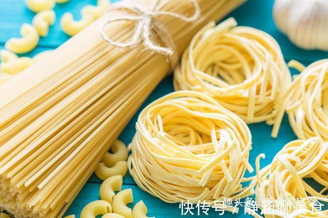 懒人|“懒人”面条，只和面不擀面，一把剪刀就能做出美味，快来试试吧