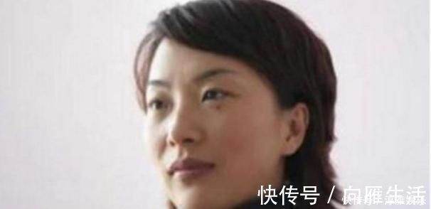 前台|10年就跟马云的前台小妹年薪百万，现马云退休后，她现状如何