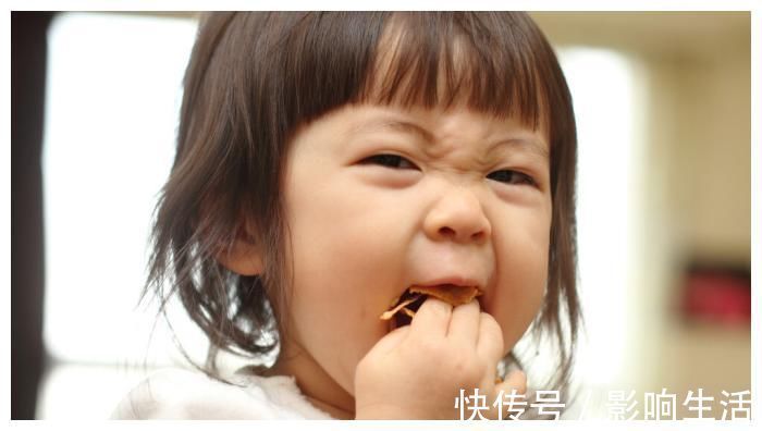 东东|3种行为正在“偷走”孩子的身高,医生:父母无知,耽误孩子