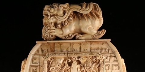 下腹部#收藏精品,牙雕麒麟龙纹大赏瓶一对