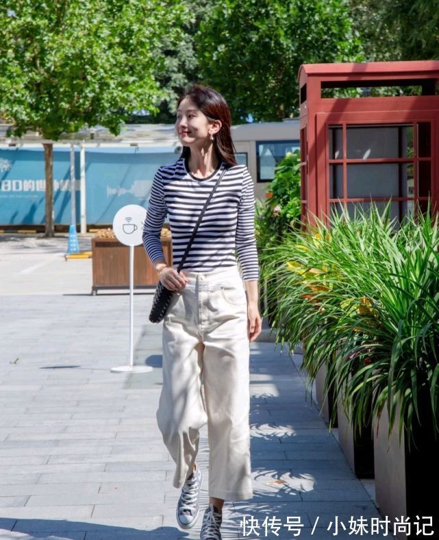 半身裙|早秋穿什么才好看?简约温柔的穿搭就很不错,减龄又有气质