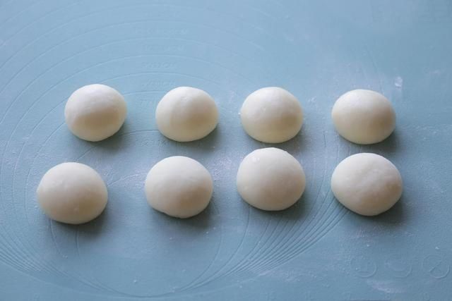 天气冷，来点热量甜品吧！一口下去太治愈了，一年至少吃一次吧