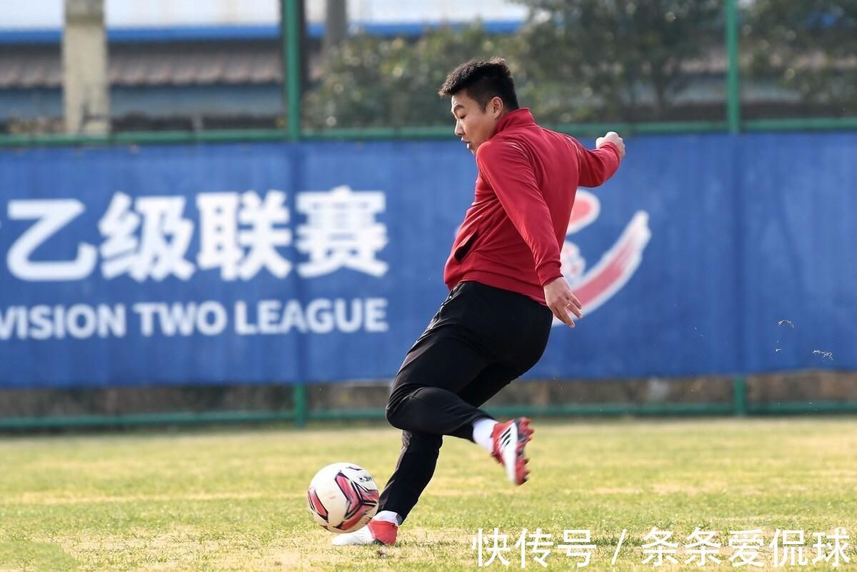 北京国安|中超4消息!国安将签韩国铁卫,亚泰新援告吹,日媒关注中超欠薪