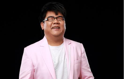 因《星光大道》一夜爆紅，被導(dǎo)演罵滾出娛樂圈的楊光，經(jīng)歷了什么