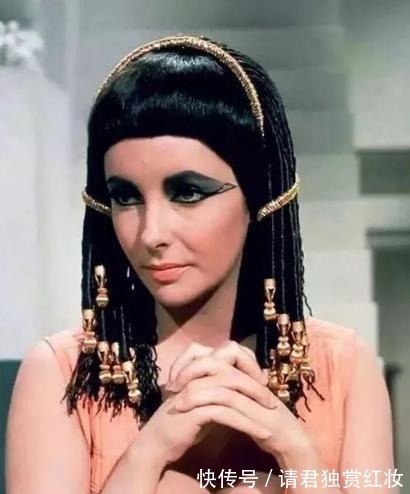 胸饰 这些危险而诱惑的高冷首饰,从古至今无比神秘,却被大牌捧上天!