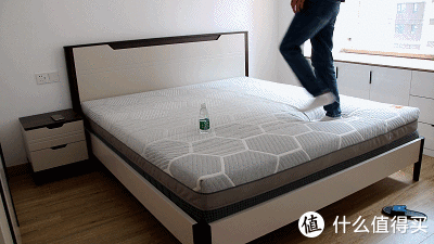 小米生态链|评测 篇四十六：试睡100天不满意退全款的床垫你见过吗?小米生态链8H品牌能做到