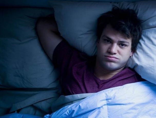 肝火过旺|肝火旺，会出现6个异常，勤饮一水，食二蔬，动三处，降火又护肝