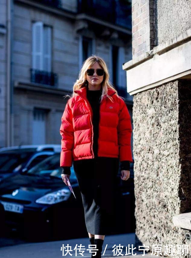 长度|最近火了一种穿法,叫“及臀羽绒服+裙子”,保暖显瘦,照穿准美