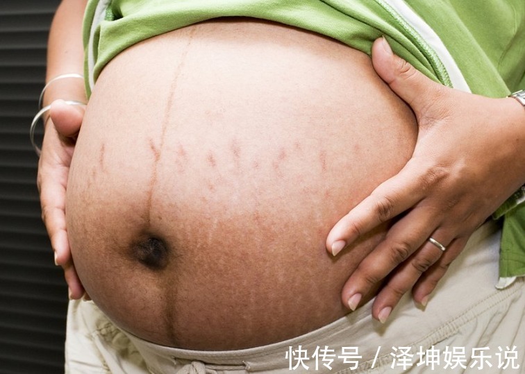 老公|怀了四胞胎,老公担心养不起,孕妇坚持生下,宝宝出生后乐开了花