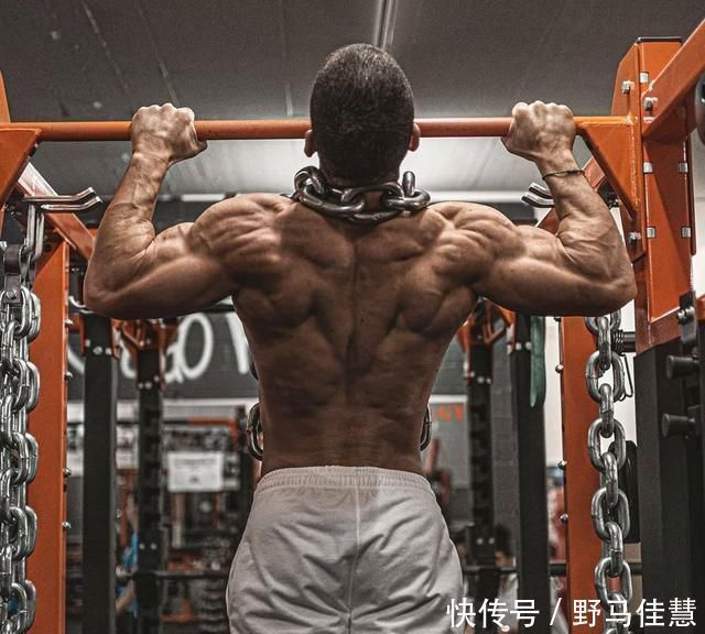 体脂率|他健身12年,从未使用任何补剂,肌肉状态堪比健美运动员