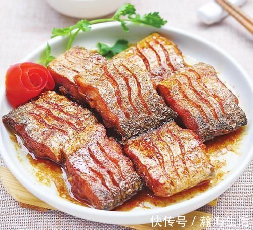 带鱼新做法,不碎不腥,鲜香好味,招待亲朋端上桌倍儿有面
