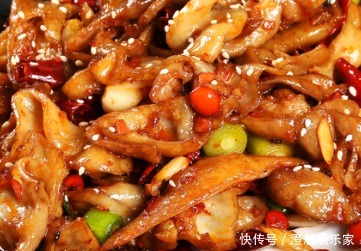 马上回家团圆,妈妈花心思学的菜,色泽红亮口感Q弹,家宴露一手