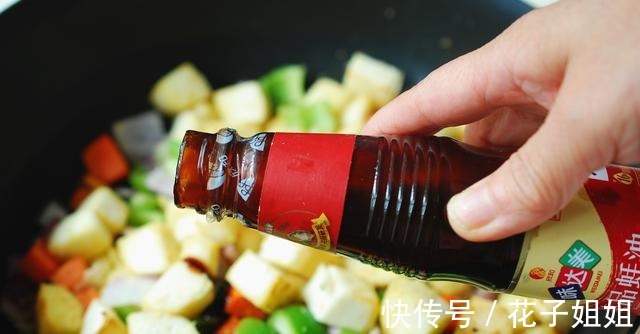 2个鸡蛋往馒头里一倒,出锅变美食,营养丰富又好吃,孩子喜欢!