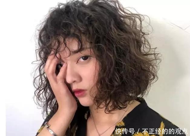 人气烫小卷|春节精选人气烫小卷,烫微卷20多款,喜欢烫发来的这里看