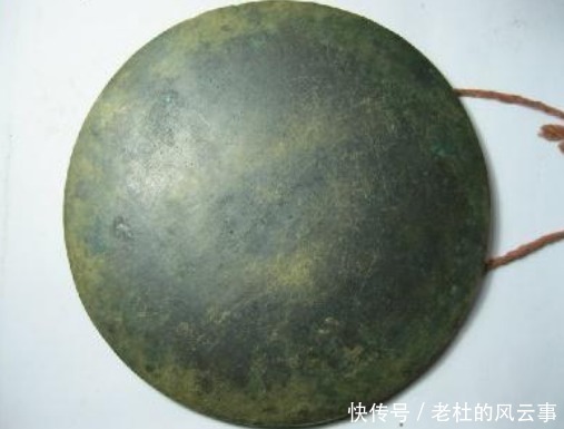 博物馆展览铜镜,为何只展示背面原来还有这样的意思