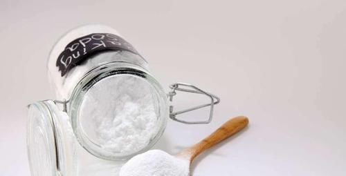 厨房灶具怎么都清洗不干净？不妨用这几个小妙招，简单又实用