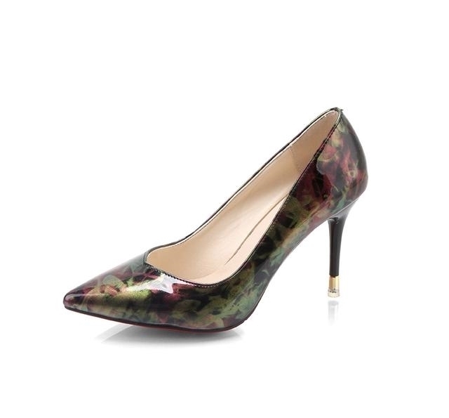 今年流行的女高跟鞋,显高舒适还不累脚,春节穿特有面