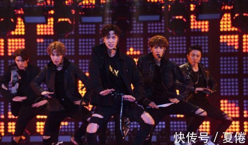 话题最多的五档综艺节目《我就是演员》3亿排第五，第一高的吓人