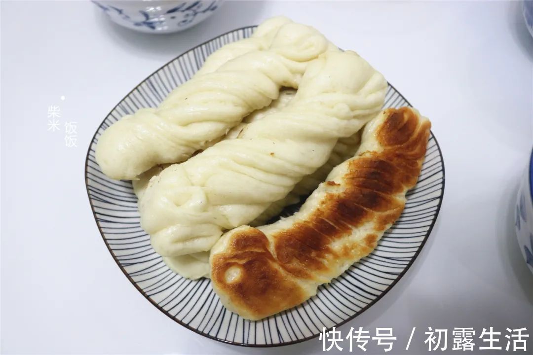 煎花卷|我家爱吃这面食，比包子大饼都简单，早餐蒸一锅，孩子抢着吃