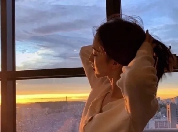 扎丸子头 男生最讨厌的“4发型”,女生千万别乱剪,否则脱单都是走后门