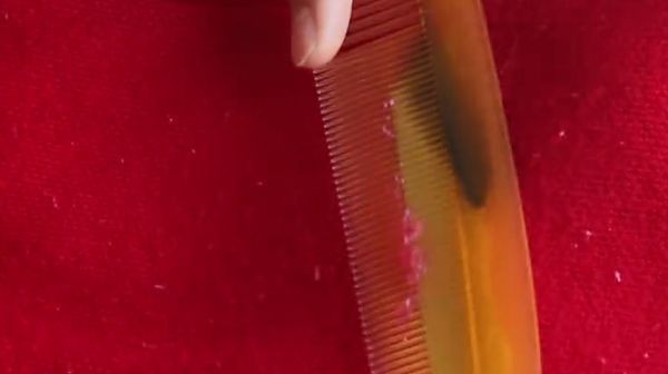 毛衣起球不用怕,不花一分钱,教你自制去球神器,衣服焕然一新