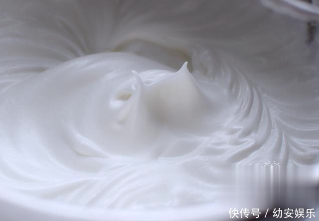 电饭锅蛋糕不蓬松还塌陷？注意这几个细节，我做一次就成功