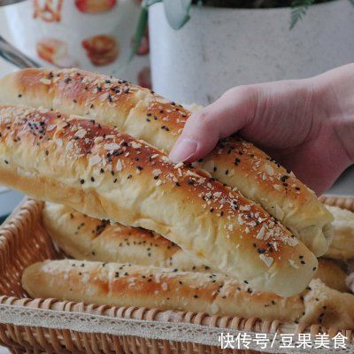 「酸奶炼乳排排包」松软拉丝的好方子