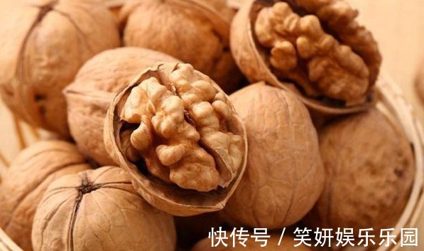 钙片|中老年人的福音,骨质疏松不用吃钙片,四种食物就够了!