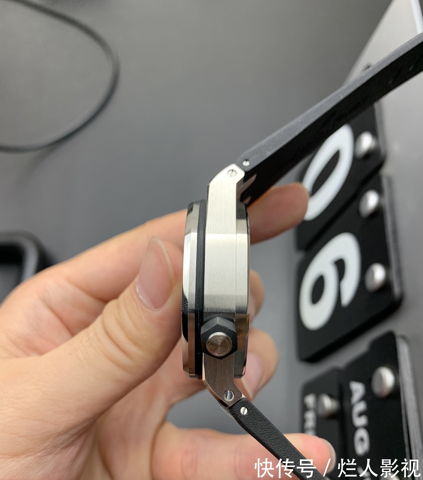 灯照 大富说表:JF厂爱彼AP15703V10版本深度分析