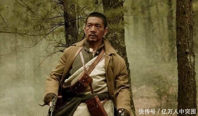 跑掉|这一场重头戏,打早了敌人要跑掉,打晚了,自己要被包围!