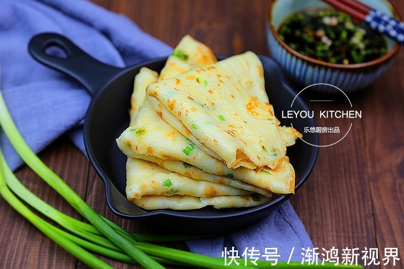 16道懒人烙饼,不用揉面,拌好面糊就能烙,放凉后还是软软的