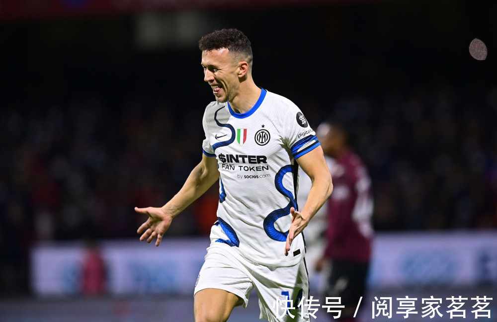 国米|4-0，5-0！欧冠2大豪门疯狂之夜，莱万创纪录，国米平神迹