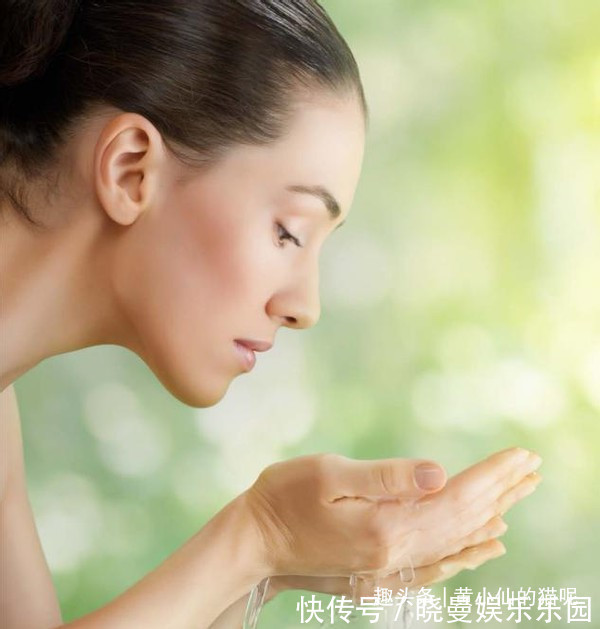 皮肤|早晚洗脸要不要用“洗面奶”?很多人都做错了,难怪皮肤越来越差