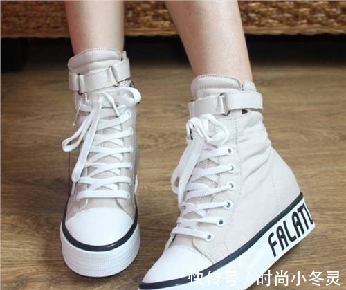 柜姐|商场柜姐直言:穿这3双鞋的女性,一般都不是有钱人!