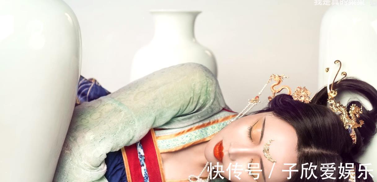 全运会|不倒翁小姐姐被指不配传递全运会火炬,玩COS到底该不该被尊重