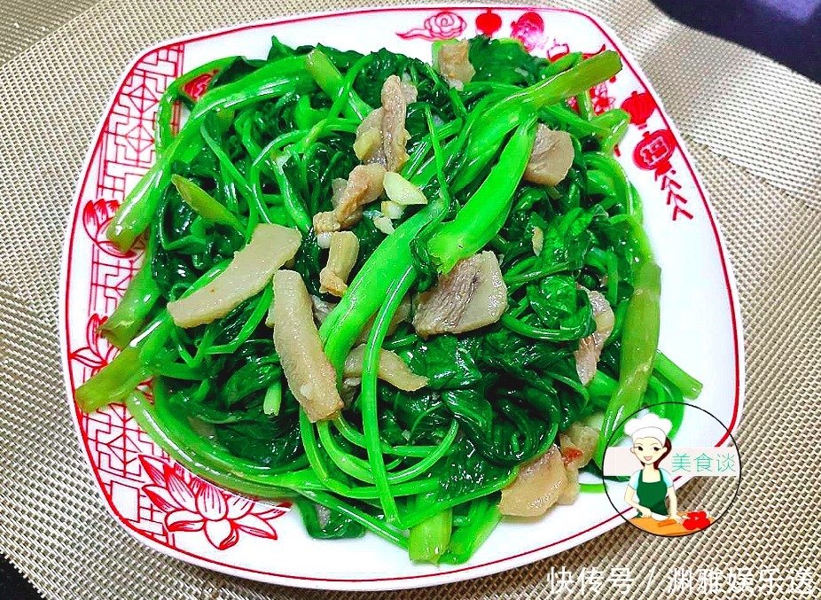 大火爆炒|炒空心菜时,第一步先焯水就错了,大厨教您一招,空心菜不黑不黄