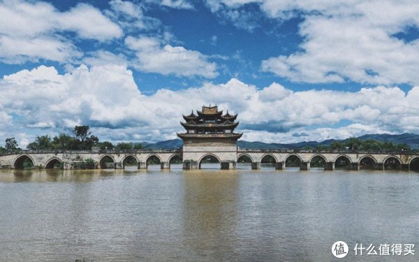中年|旅行其实很简单 篇九百八十八:昆明边上这座好吃的小城,值得你专程安排一趟云南之行