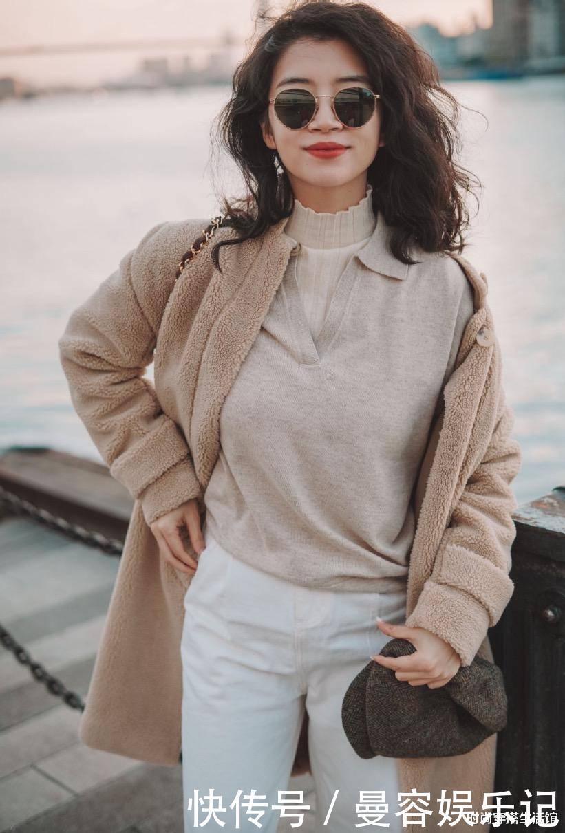 冬天尽量少穿毛衣搭半裙,太土!看三木这样搭,时髦又保暖