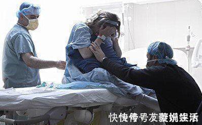 见红|身怀五个月孕妇下身”见红“误以流产,急忙到医院却让医生憋着笑