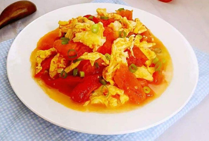 功效|很多人爱吃“西红柿炒蛋”，竟暗藏4大功效，吃了不白吃