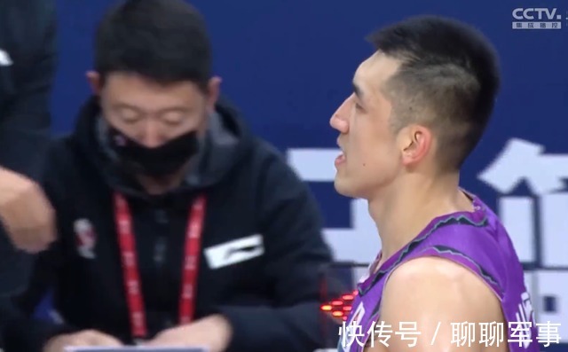 山东男篮|陶汉林自称拖后腿了,盛赞1人是第一功臣,高诗岩凑热闹送他12字
