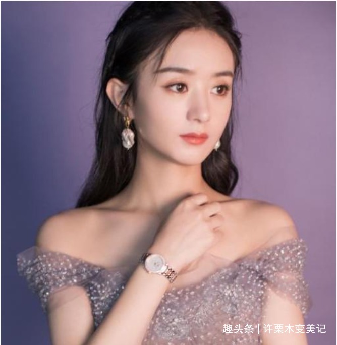 镯子 女人戴“手镯”还是“手表”好看三个理由告诉你,戴错很尴尬!